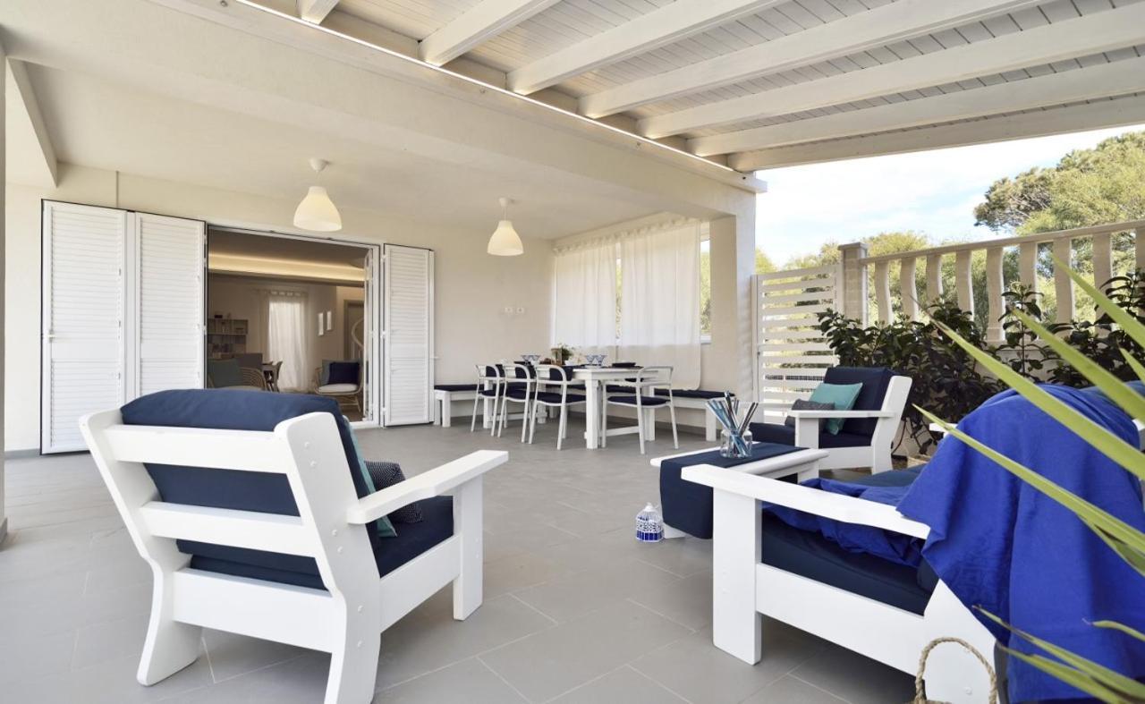Casa Blanca A Due Passi Dal Mare Villa Santa Maria Del Focallo Eksteriør billede