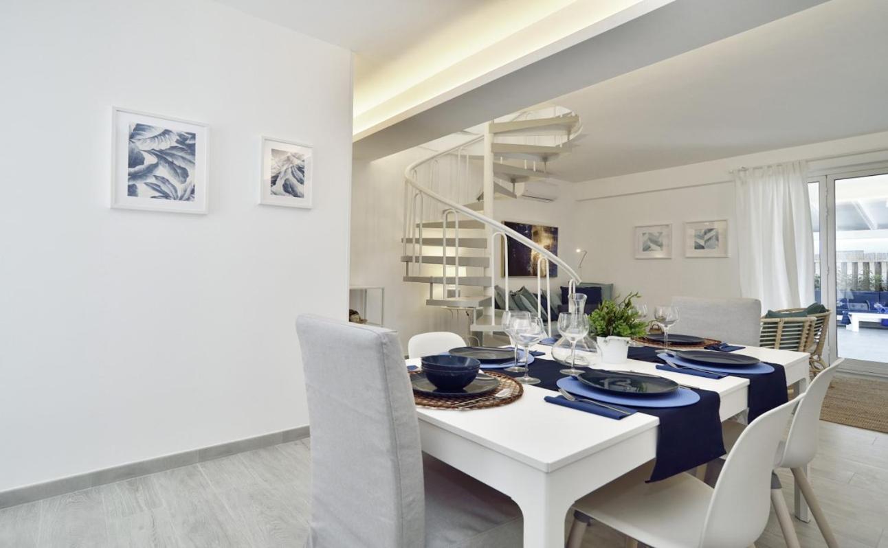Casa Blanca A Due Passi Dal Mare Villa Santa Maria Del Focallo Eksteriør billede